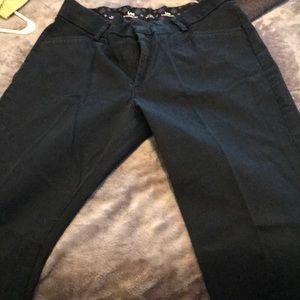 Black Lee pants size 12 short slightly worn